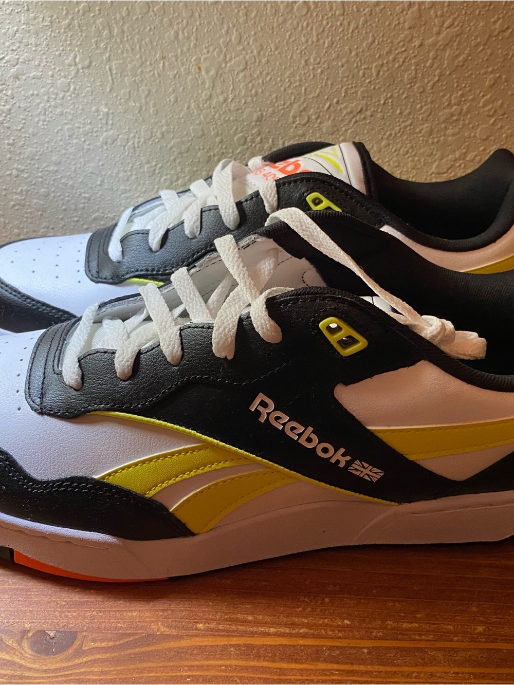 Reebok Men’s BB 4000 II Low-Top Sneakers - White/Black with Neon Yellow Accents